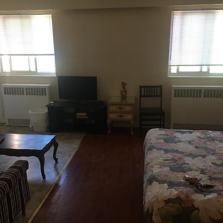 The Silverado Inn ドーソン・クリーク エクステリア 写真